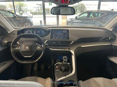Peugeot 3008 PureTech Turbo 130 S&S Allure Bianco usata Castenaso