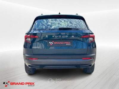Skoda Karoq 1.6 TDI SCR DSG Style Blu/Azzurro usata Castenaso