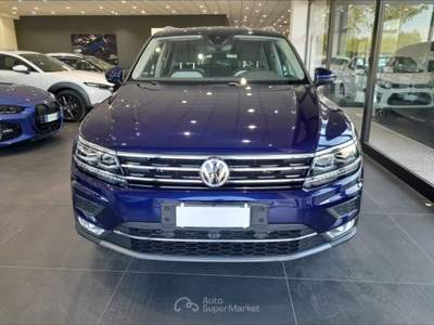 Volkswagen Tiguan 2.0 TSI 180 CV DSG 4MOTION Executive BMT Blu/Azzurro usata Castenaso