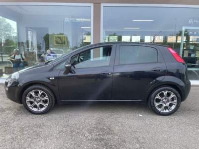 Fiat Punto 1.2 8V 5 porte Street Nero usata Scandiano