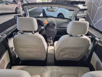 Volkswagen New Beetle UNICO PROPRIETARIO Nero usata larciano