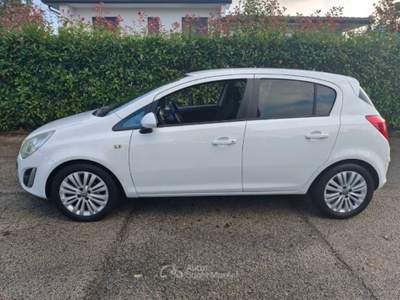 Opel Corsa G.P.L. Tech ( TAGLIANDATA ) Bianco usata Vicenza