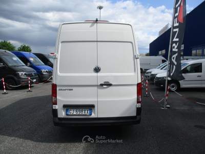 Volkswagen Crafter CRAFTER 35 140 CV PASSO MEDIO TETTO ALTO Bianco usata Tavagnacco