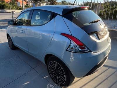 Lancia Ypsilon NEOPATENTATI Blu/Azzurro usata Occhiobello