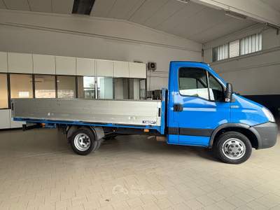 Iveco Daily Iveco Daily 35C15 3.0 Hpi PL-RG Blu/Azzurro usata Occhiobello