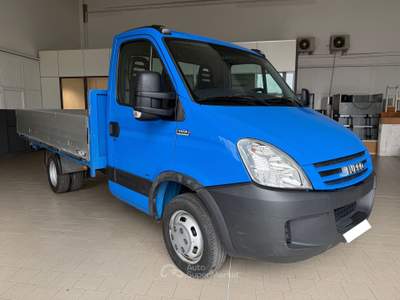 Iveco Daily Iveco Daily 35C15 3.0 Hpi PL-RG Blu/Azzurro usata Occhiobello