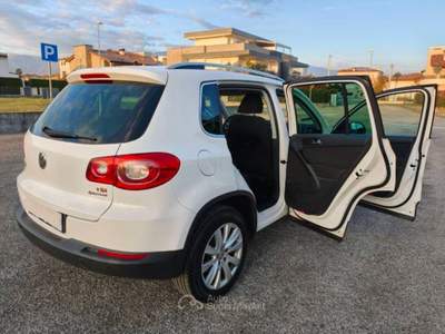Volkswagen Tiguan 4X4 G.P.L ( TAGLIANDATO ) Bianco usata Vicenza