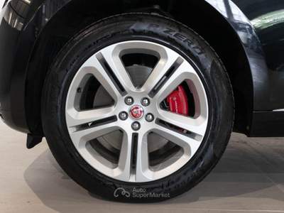 Jaguar F-Pace AWD aut. SE TETTO Nero usata Brescia