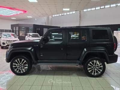 ICH-X K2 2.0 Turbo Diesel 4x4 Nero usata Massa