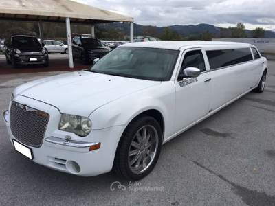 Chrysler 300 C 300C C300 LIMOUSINE Bianco usata Massarosa