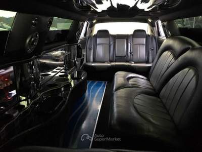 Chrysler 300 C 300C C300 LIMOUSINE Bianco usata Massarosa
