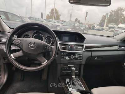 Mercedes-Benz Classe E E 250 CDI BlueEFFICIENCY Avantgarde AMG Nero usata Massarosa