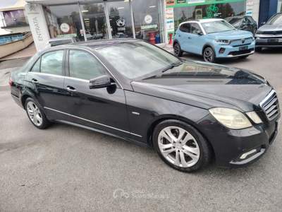 Mercedes-Benz Classe E E 250 CDI BlueEFFICIENCY Avantgarde AMG Nero usata Massarosa