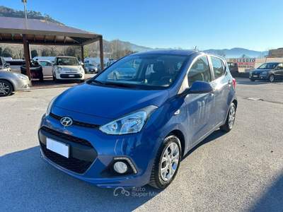 Hyundai i10 Login - NEOPATENTATI Blu/Azzurro usata Massarosa