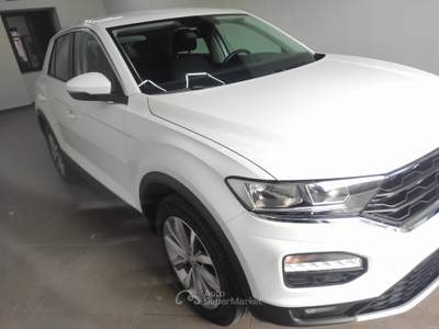 Volkswagen T-Roc Volkswagen T roc 2020 1..6 tdi 115cv 6 marce Bianco usata Sant'Egidio del Monte Albino
