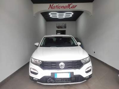 Volkswagen T-Roc Volkswagen T roc 2020 1..6 tdi 115cv 6 marce Bianco usata Sant'Egidio del Monte Albino