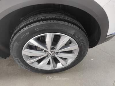 Volkswagen T-Roc Volkswagen T roc 2020 1..6 tdi 115cv 6 marce Bianco usata Sant'Egidio del Monte Albino