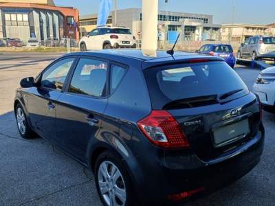 Kia Ceed VGT 90CV 5p. LX Grigio usata Massarosa