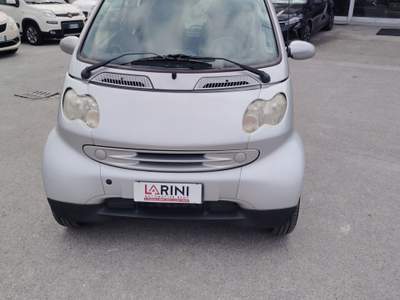 Smart ForTwo coupé pure (45 kW) - NEOPATENTATO Grigio usata Massarosa