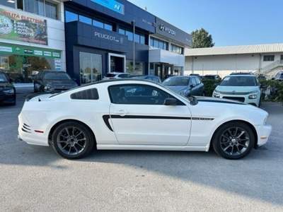 Ford Mustang V6 CoupÃ© 305 CV Bianco usata Massarosa