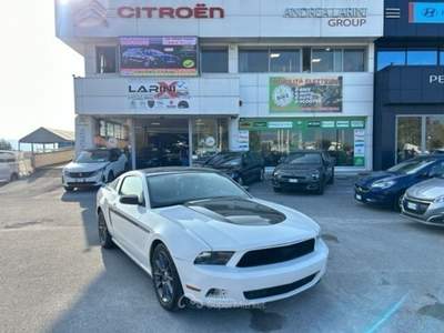 Ford Mustang V6 CoupÃ© 305 CV Bianco usata Massarosa