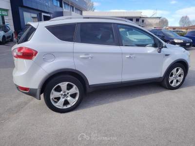 Ford Kuga 4WD Titanium -4x4 Grigio usata Massarosa