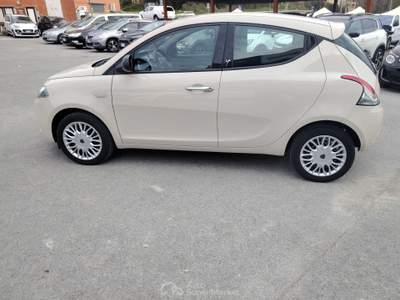 Lancia Ypsilon 5 porte Platinum - NEOPATENTATO Marrone usata Massarosa