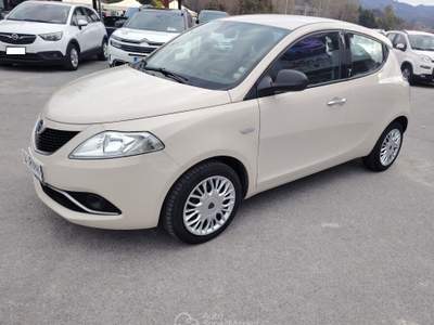 Lancia Ypsilon 5 porte Platinum - NEOPATENTATO Marrone usata Massarosa