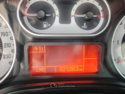 Fiat 500L 95 CV Dualogic Lounge - CAMBIO AUTOMATICO Nero usata Massarosa