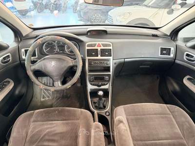 Peugeot 307 307 2001 SW SW 1.4 hdi Grigio usata Foligno