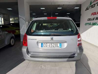 Peugeot 307 307 2001 SW SW 1.4 hdi Grigio usata Foligno
