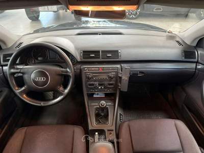 Audi A4 A4 II 2001 Avant Avant 1.9 tdi 130cv Nero usata Foligno
