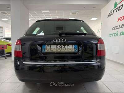 Audi A4 A4 II 2001 Avant Avant 1.9 tdi 130cv Nero usata Foligno