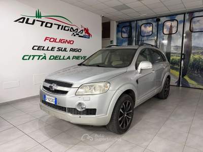 Chevrolet Captiva 150cv Grigio usata Foligno