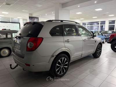 Chevrolet Captiva 150cv Grigio usata Foligno