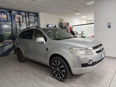 Chevrolet Captiva 150cv Grigio usata Foligno