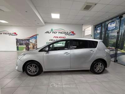 Toyota Verso 1.6 d-4d 5p. Grigio usata Foligno