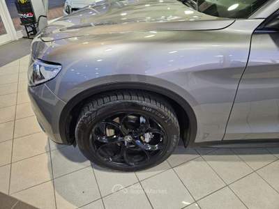 Alfa Romeo Stelvio Stelvio 2.2 t Sport Edition Q4 210cv auto Grigio usata Foligno
