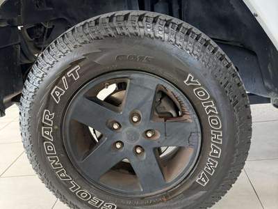 Jeep Wrangler Wrangler III 3p 2.8 crd Sport Grigio usata Foligno