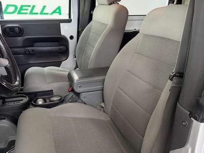 Jeep Wrangler Wrangler III 3p 2.8 crd Sport Grigio usata Foligno