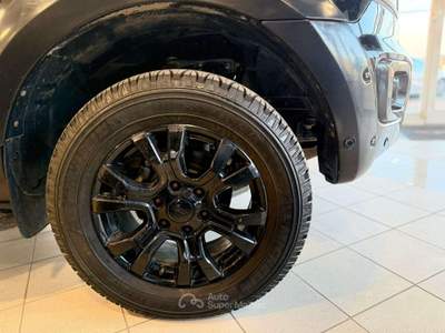 Ford Ranger Ranger  2.0 ecoblue double cab Wildtrak 213cv auto Nero usata Foligno