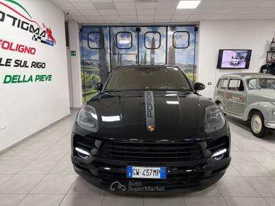 Porsche Macan Macan  2.0 245cv Nero usata Foligno