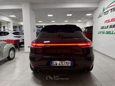 Porsche Macan Macan  2.0 245cv Nero usata Foligno