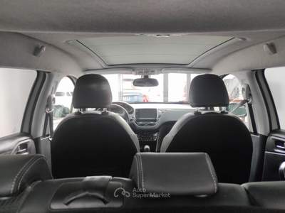 Peugeot 2008 Peugeot 2008 2016 1.6 hdi Tetto Panoramico Sensori Nav Bianco usata Sant'Egidio del Monte Albino