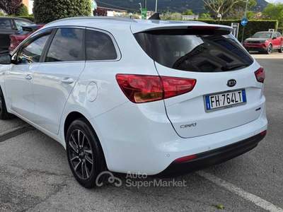 Kia Cee'd 1.6CRDI 110CV SW COOL Bianco usata Foligno