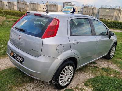 Fiat Grande Punto 1.4 5 porte Dynamic Natural Power Argento usata Fossombrone
