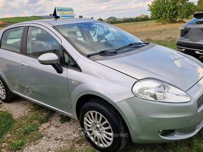 Fiat Grande Punto 1.4 5 porte Dynamic Natural Power Argento usata Fossombrone