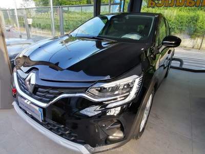 Renault Captur FULL IBRID E-TECH 145cv INTENS Nero usata Napoli