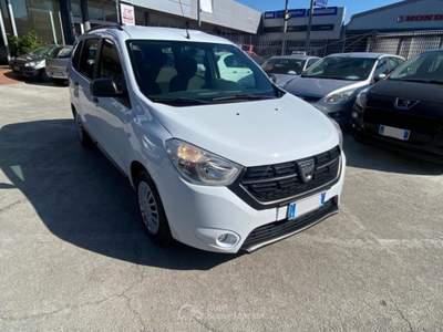 Dacia Lodgy 1.5 BLUE dCi 95cv 7 POSTI COMFORT Bianco usata Napoli