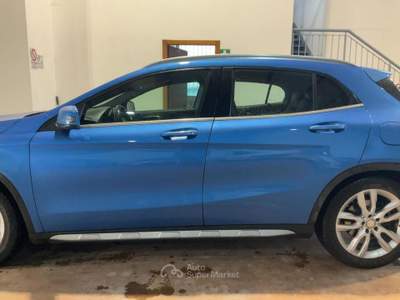 Mercedes-Benz GLA CDI Automatic Premium Blu/Azzurro usata Arezzo